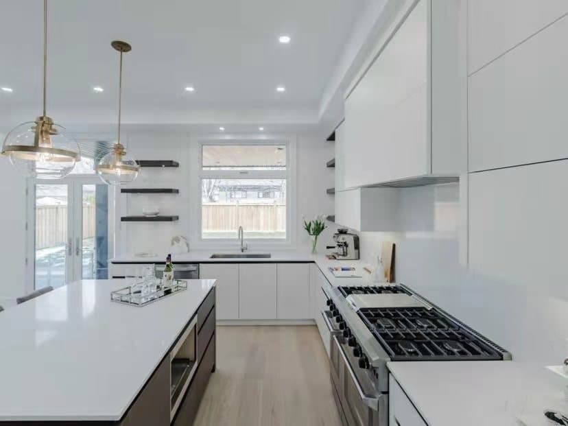 Contemporary Kitchen