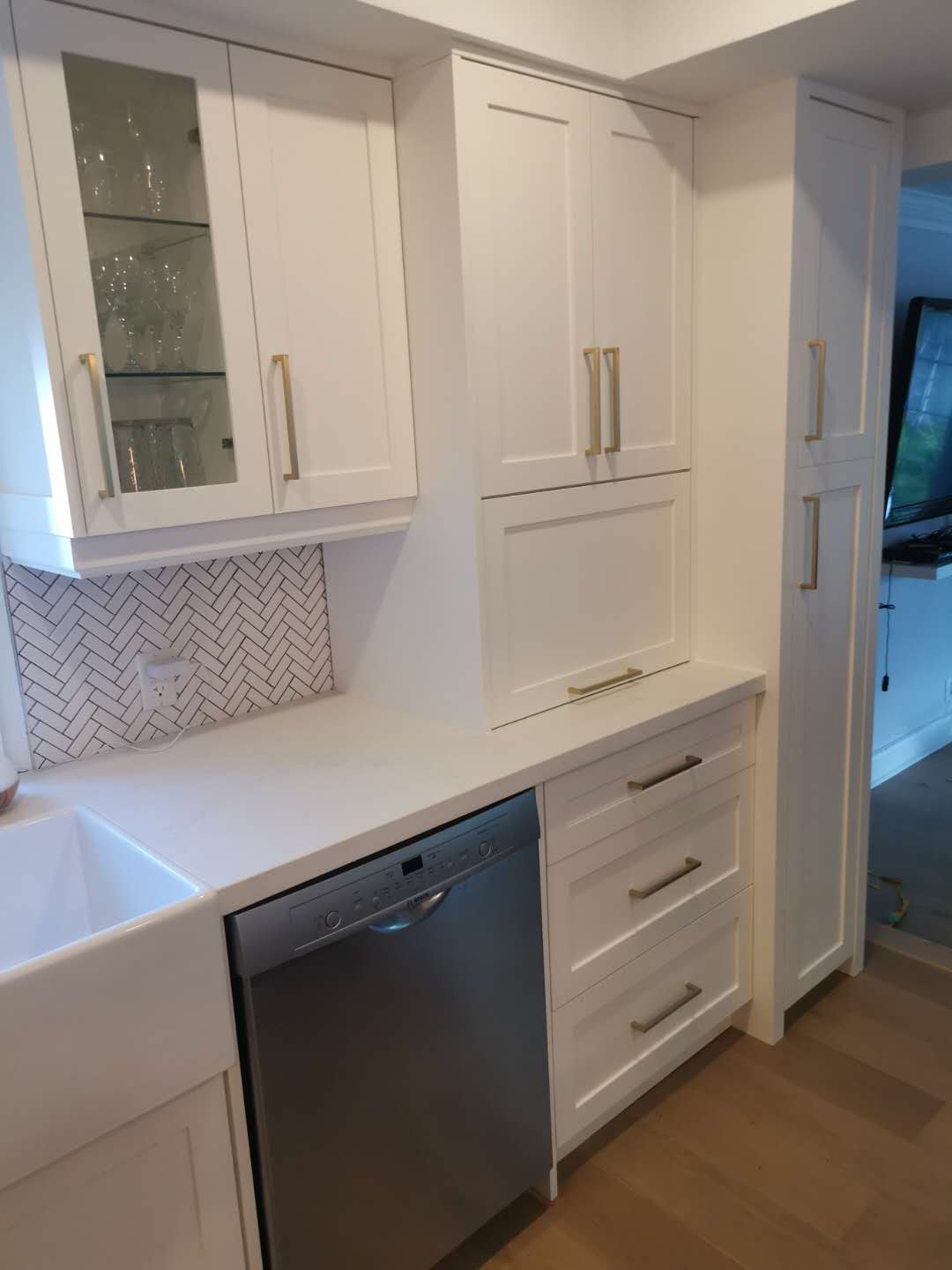 Modern Kitchen with Dark Blue Cabinet