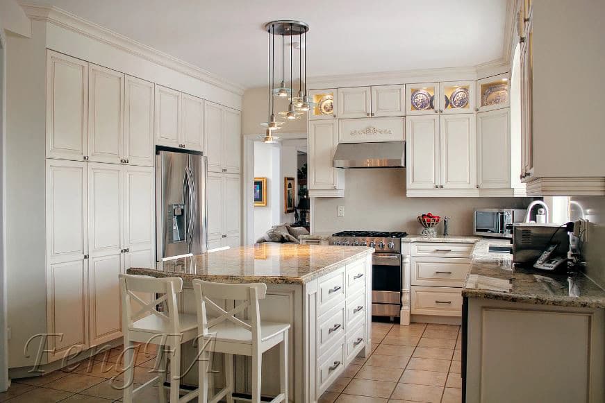 Traditional Kitchen Featuring Distressed Glaze Finish