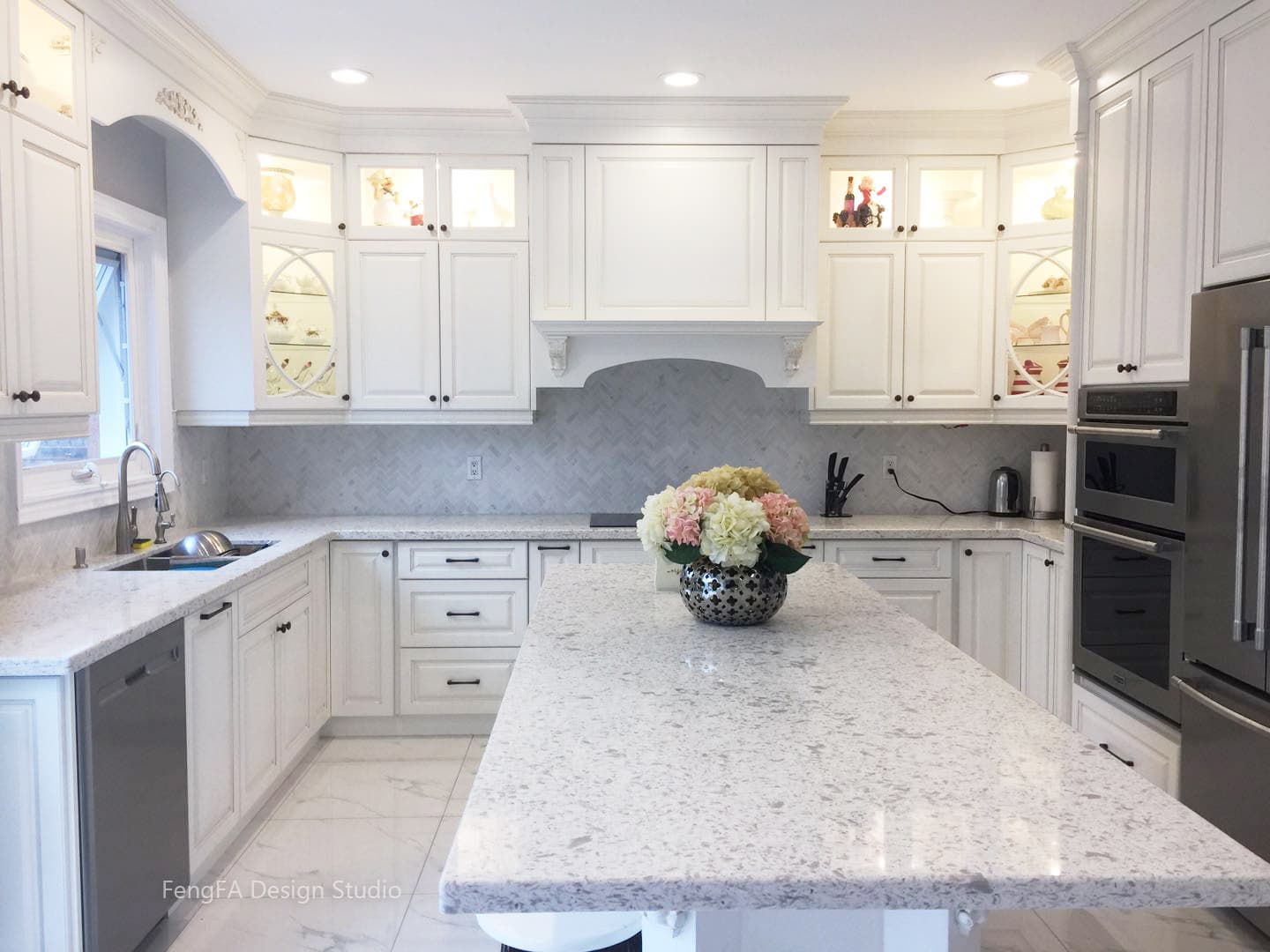 Traditional Kitchen - Slim Design Island, U Shape Kitchen Layout, and Glass Door Cabinet With Pot Light