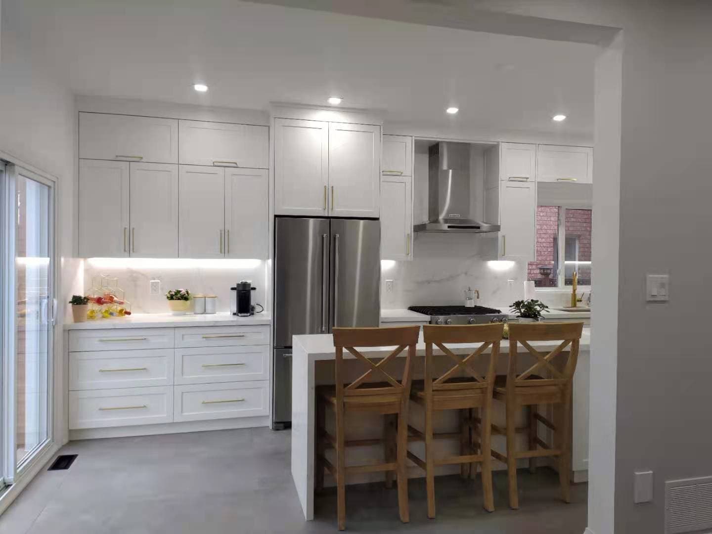 Transitional Kitchen 2