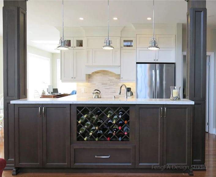 Transitional Kitchen Featuring Duo Colors Theme and Decorated Load Bearing Colums