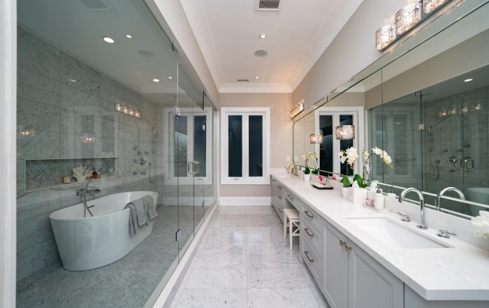 custom bathroom vanity cabinets