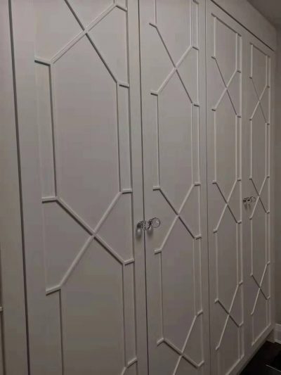 Symmetrical Door Handle Installation